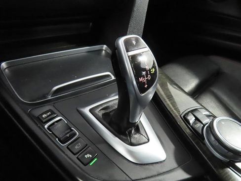 Used 2017 BMW 340i Gran Turismo xDrive image 32