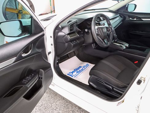 Used 2020 Honda Civic LX image 3