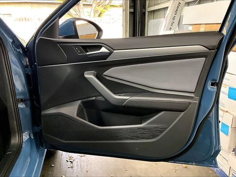 New 2026 Volkswagen Jetta SE image 28