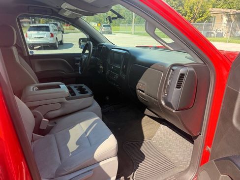 Used 2016 Chevrolet Silverado 1500 Custom w/ Custom Convenience Package AWD/4WD image 10
