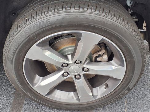 Certified 2022 Jeep Grand Cherokee L Limited image 9