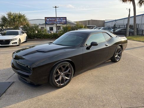 Used 2018 Dodge Challenger R/T w/ Sound Group image 2