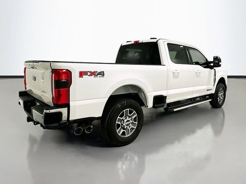 Used 2026 Ford F250 Lariat w/ FX4 Off-Road Package image 7