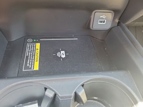 Certified 2024 Honda HR-V EX-L image 28