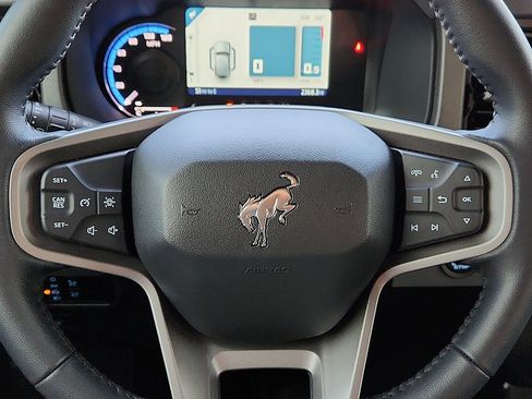 Used 2024 Ford Bronco Big Bend image 11