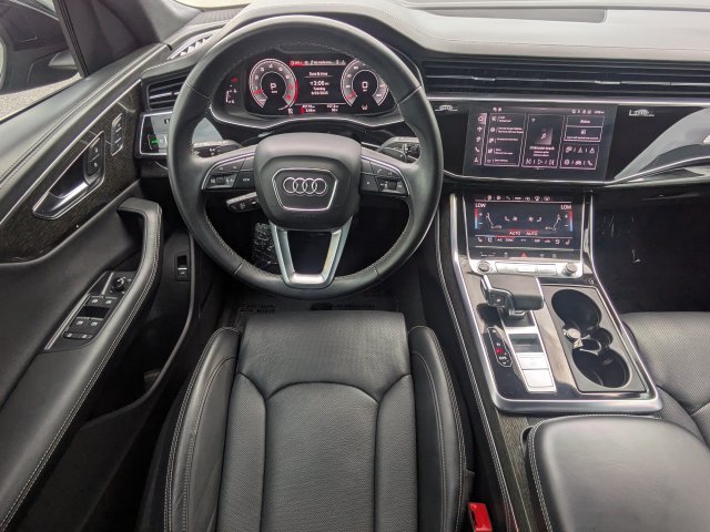 Used 2024 Audi Q8 Prestige w/ Prestige Package AWD/4WD image 16
