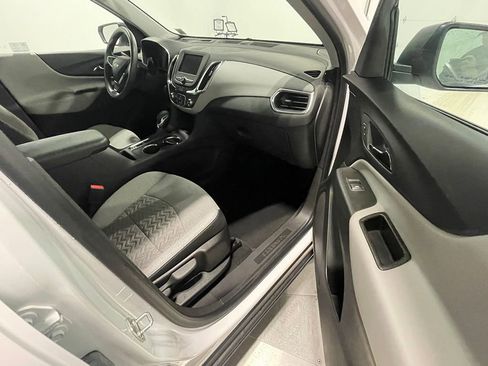 Used 2024 Chevrolet Equinox LS image 24