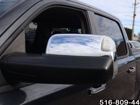 Used 2019 RAM 1500 Laramie image 16