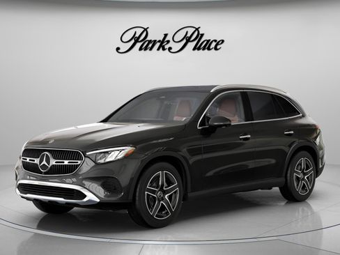 Used 2026 Mercedes-Benz GLC 300 4MATIC image 1