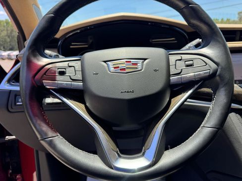 Used 2020 Cadillac XT6 Sport w/ Platinum Package AWD/4WD image 3