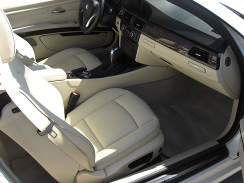 Used 2012 BMW 328i Convertible RWD image 15