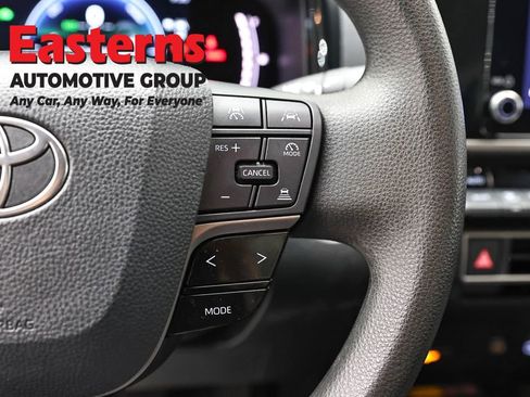 Used 2025 Toyota Camry LE FWD image 16