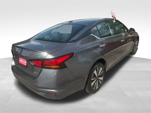 Used 2021 Nissan Altima 2.5 SV AWD/4WD image 9