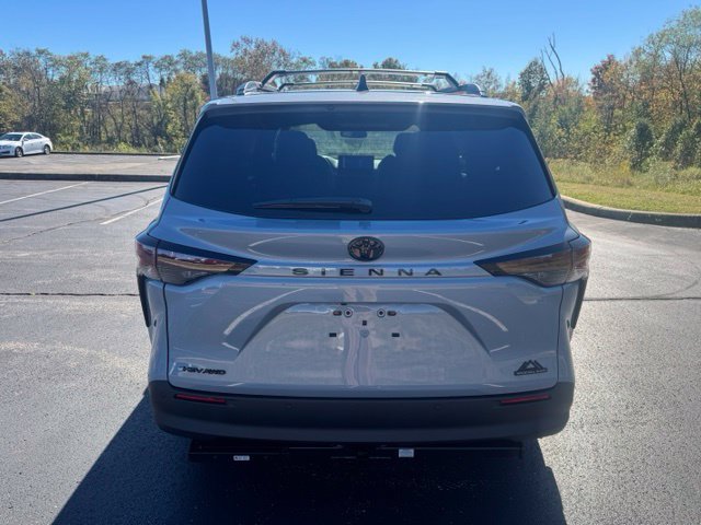 New 2026 Toyota Sienna XLE Woodland Edition AWD/4WD image 4