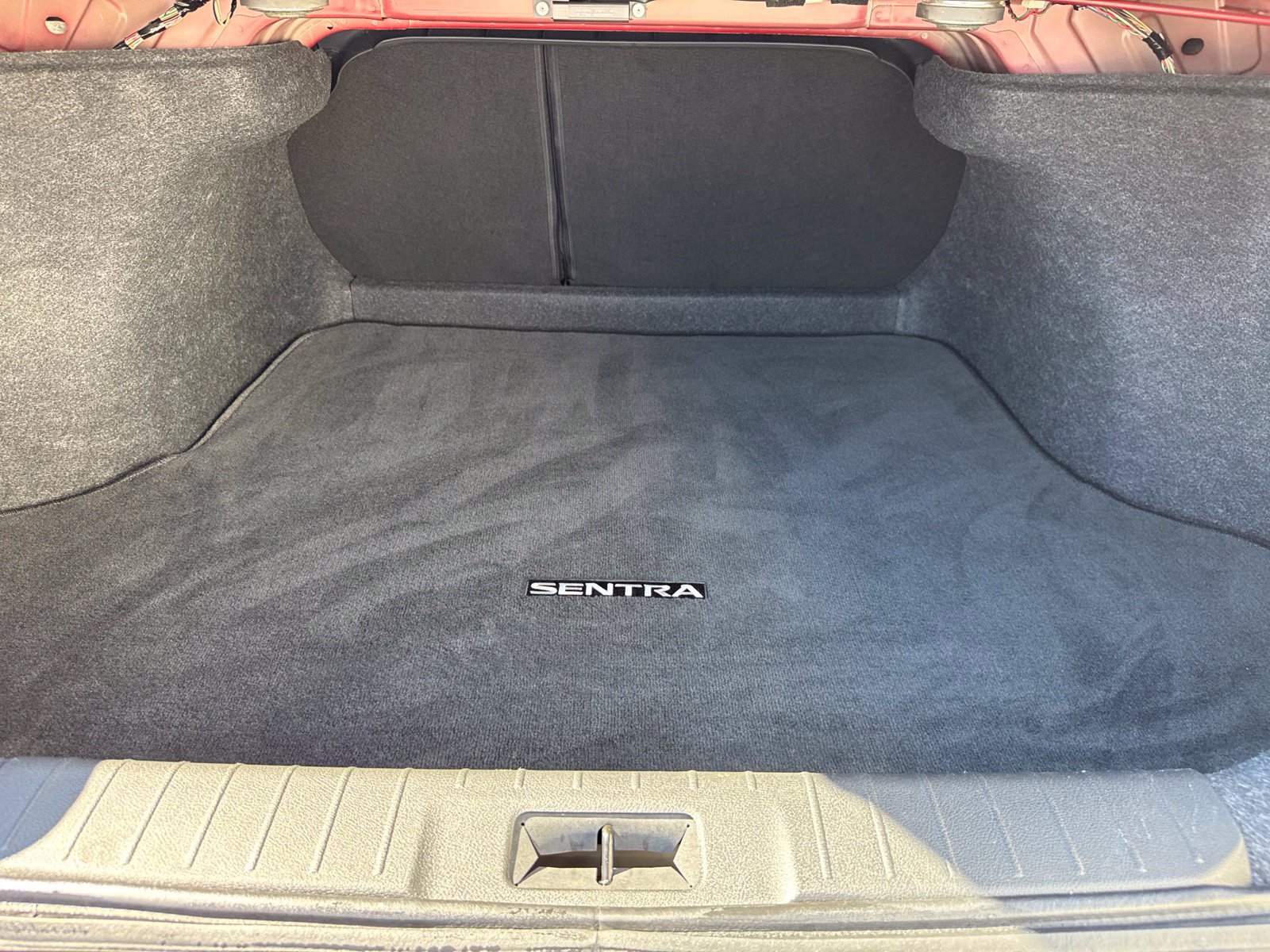 Used 2022 Nissan Sentra SR FWD image 11