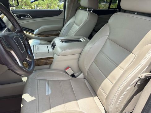 Used 2017 GMC Yukon Denali w/ Open Road Package AWD/4WD image 14
