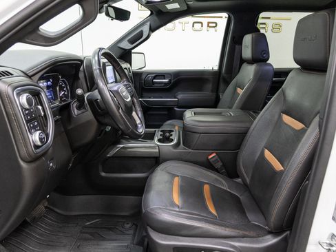 Used 2019 GMC Sierra 1500 AT4 w/ AT4 Premium Package image 7
