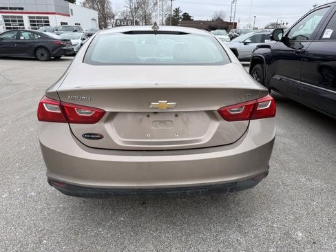 Used 2018 Chevrolet Malibu LT image 4