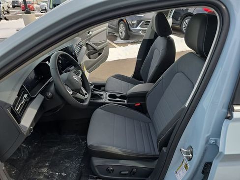 New 2026 Volkswagen Jetta SE image 11
