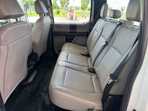 Used 2021 Ford F250 XL w/ Power Equipment Group image 4