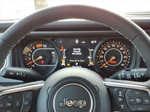 New 2026 Jeep Wrangler Unlimited Sahara w/ Safety Group AWD/4WD image 11