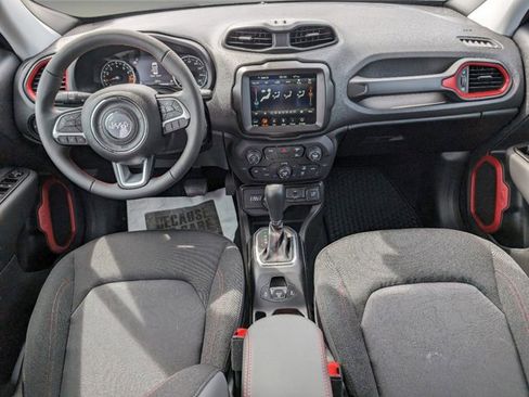 New 2023 Jeep Renegade Trailhawk image 18