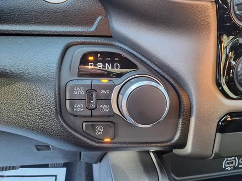 New 2026 RAM 1500 Big Horn AWD/4WD image 18