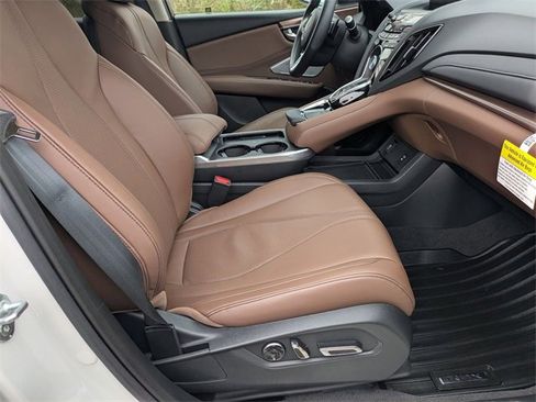 Certified 2025 Acura RDX w/ Technology Package image 29