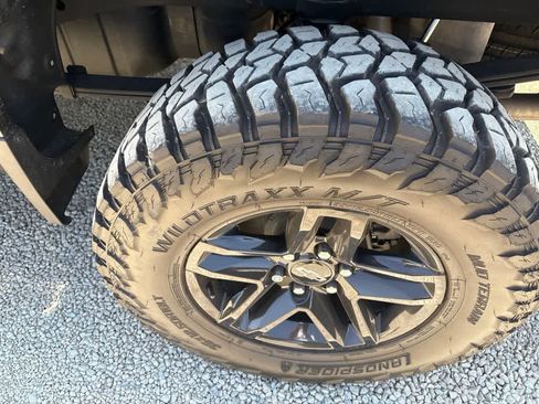 Used 2020 Chevrolet Silverado 1500 LT Trail Boss AWD/4WD image 5