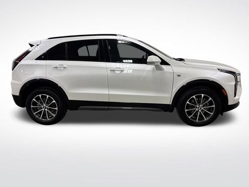 Used 2024 Cadillac XT4 Sport w/ Cold Weather Package image 21
