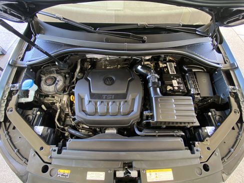 Certified 2023 Volkswagen Tiguan SE FWD image 44