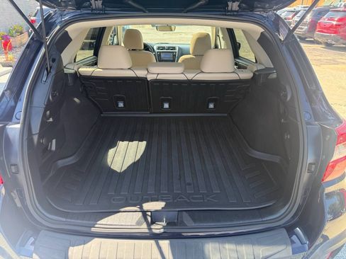 Used 2018 Subaru Outback 2.5i Limited AWD/4WD image 11