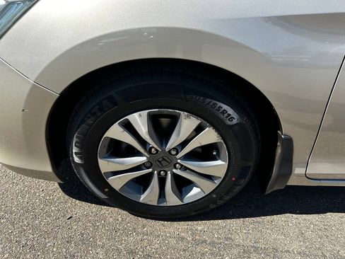 Used 2014 Honda Accord LX image 9