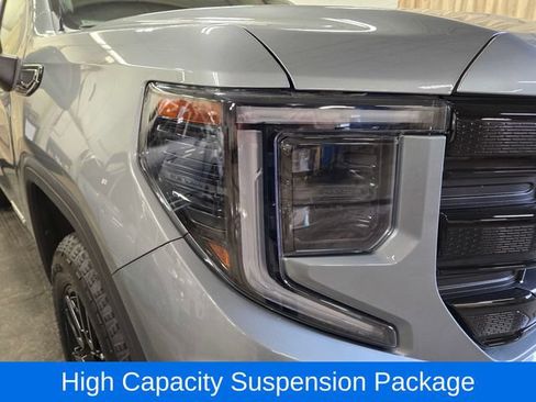 Used 2023 GMC Sierra 1500 Elevation AWD/4WD image 5