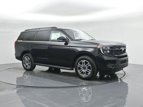 New 2025 Ford Expedition Active image 28