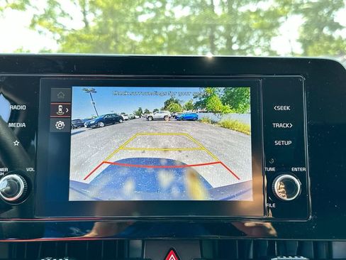 Used 2024 Kia Sportage LX image 36