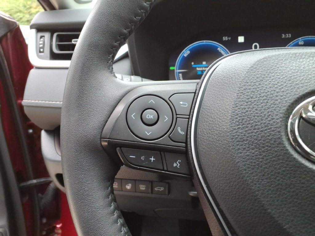 Used 2023 Toyota RAV4 Limited AWD/4WD image 18
