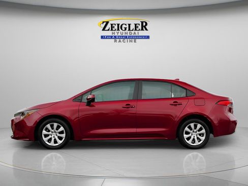 Used 2026 Toyota Corolla LE FWD image 4