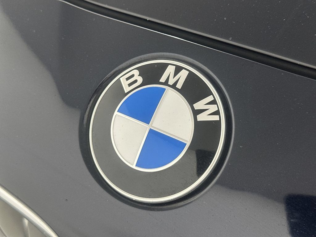 Used 2014 BMW 550i xDrive Sedan AWD/4WD image 35