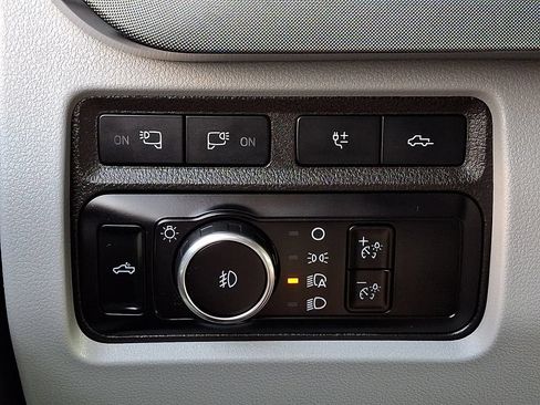 Used 2024 Ford F450 Limited AWD/4WD image 31