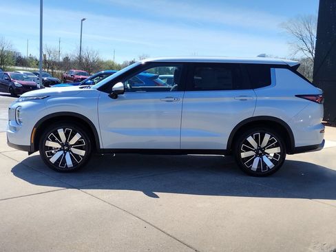 New 2026 Mitsubishi Outlander SE AWD/4WD image 20