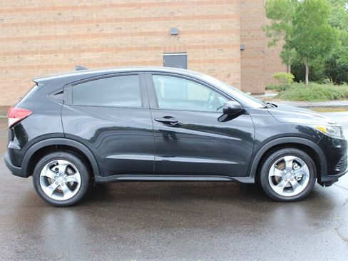 Used 2019 Honda HR-V LX image 5