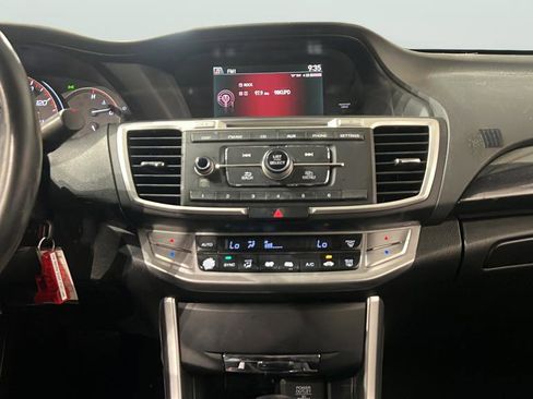 Used 2015 Honda Accord Sport image 15