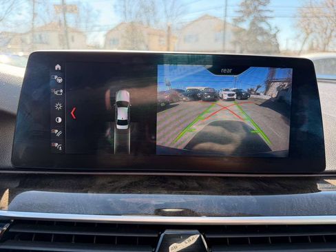 Used 2017 BMW 540i xDrive 540i xDrive w/ Premium Package image 36