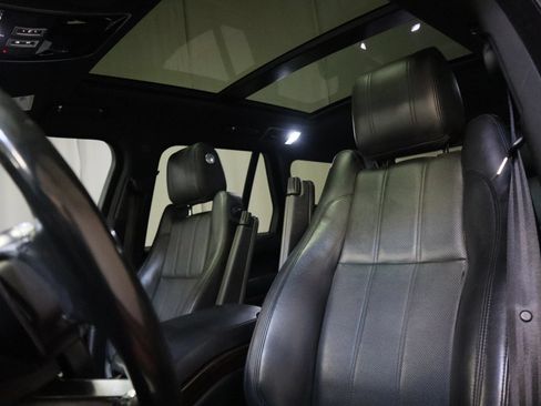 Used 2017 Land Rover Range Rover Supercharged AWD/4WD image 16