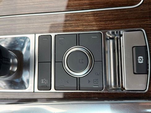Used 2018 Land Rover Range Rover Sport HSE Dynamic image 23