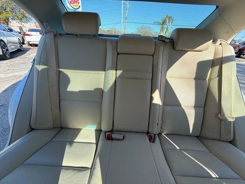 Used 2013 Lexus ES 350 image 18