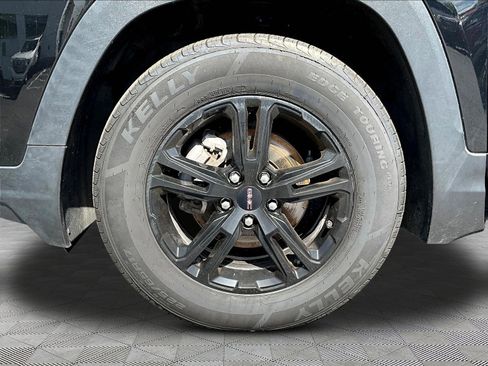 Used 2023 GMC Terrain AT4 AWD/4WD image 31