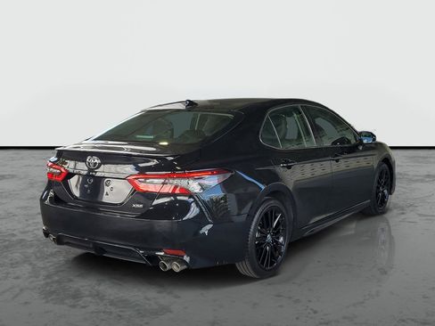 Used 2023 Toyota Camry XSE FWD image 2