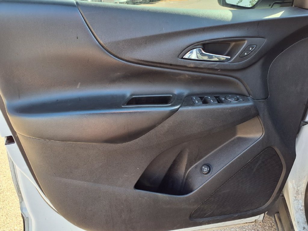 Used 2024 Chevrolet Equinox LT w/ LPO, Floor Liner Package AWD/4WD image 19